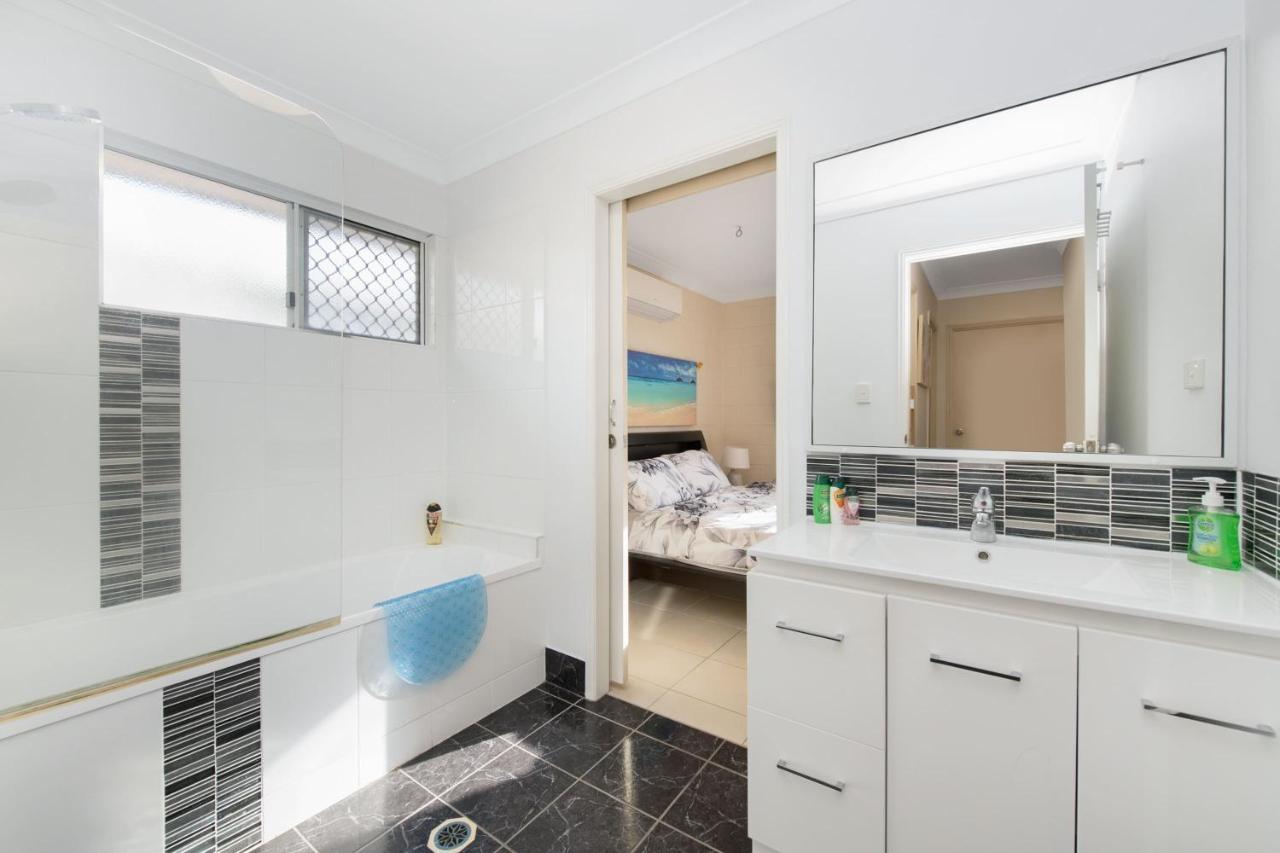 Vibrant, Lovely 3Br Family Home Townsville Kültér fotó